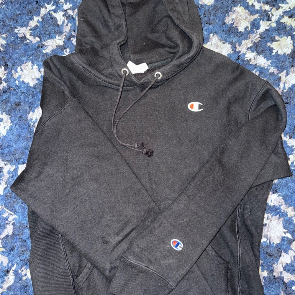Champion Women’s Black Pullover Hoodie